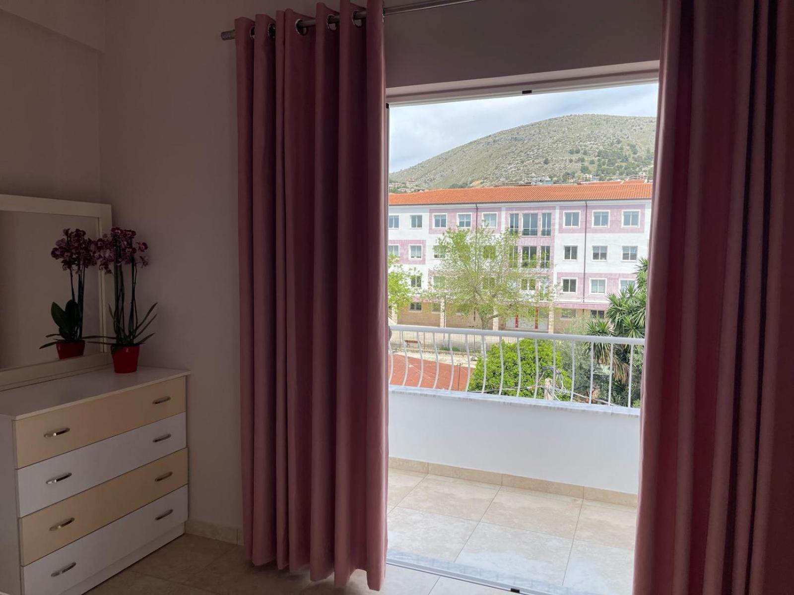 Linda Home Saranda Extérieur photo