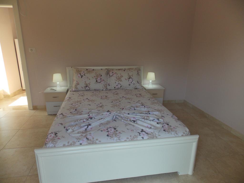 Linda Home Saranda Extérieur photo